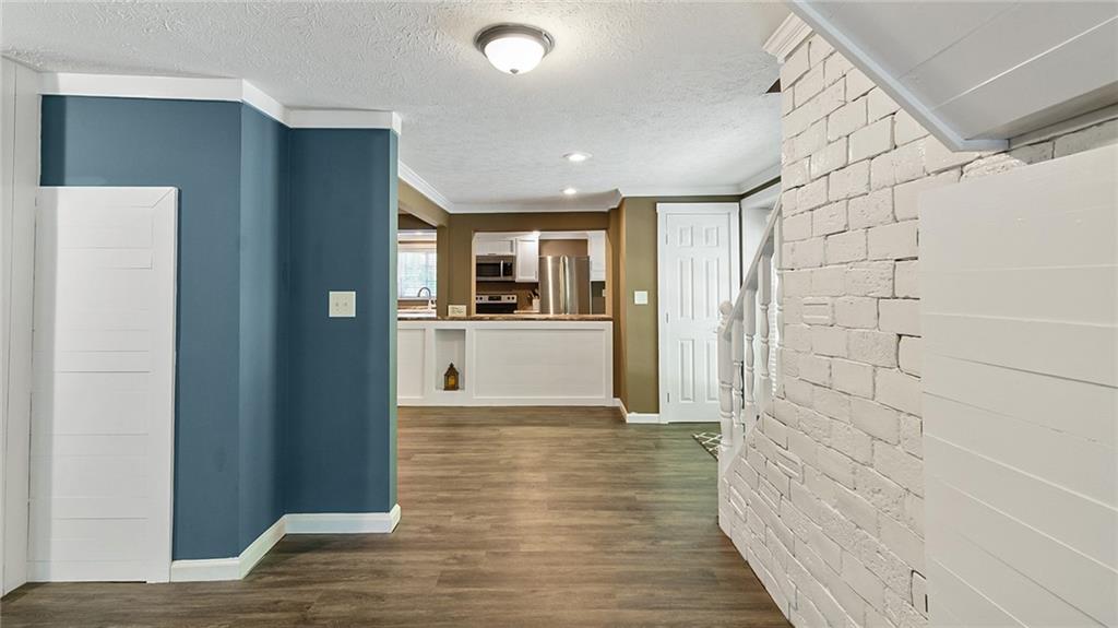 4467 Hollow Road New Castle, PA 16101 - Photo 14 of 25