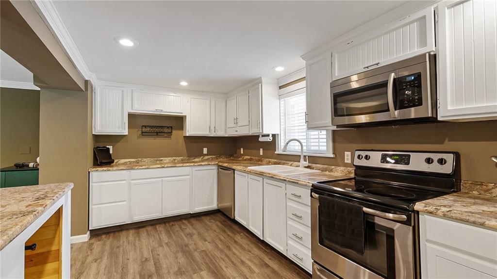 4467 Hollow Road New Castle, PA 16101 - Photo 9 of 25