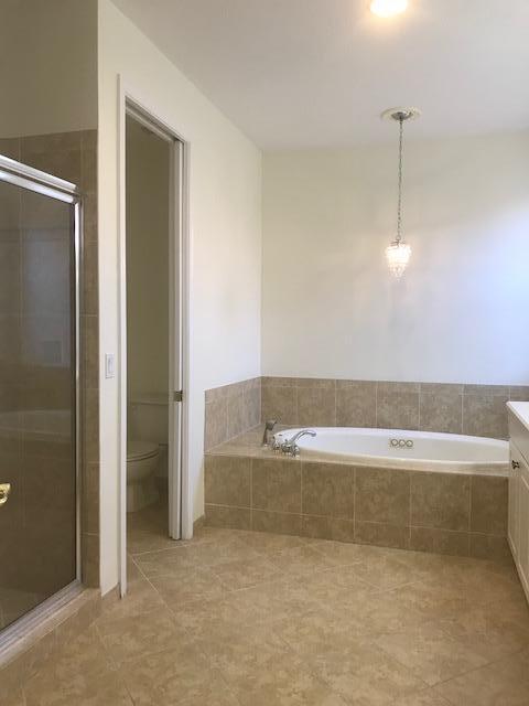1076 Southeast Fleming Way Stuart, FL 34997 - Photo 13 of 30 thumbnail_IMG_0336
