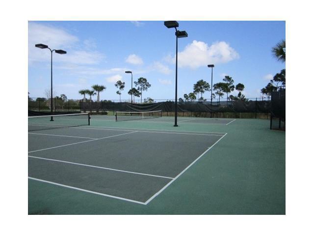 1076 Southeast Fleming Way Stuart, FL 34997 - Photo 23 of 30 20160324165720843746000000-o