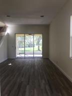 1076 Southeast Fleming Way Stuart, FL 34997 - Photo 5 of 30 20190225164414998808000000
