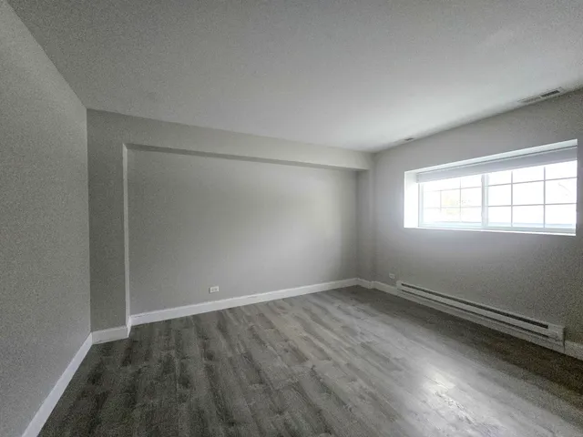 $2,200 | 552 Richard Brown Boulevard, Volo, IL 60073