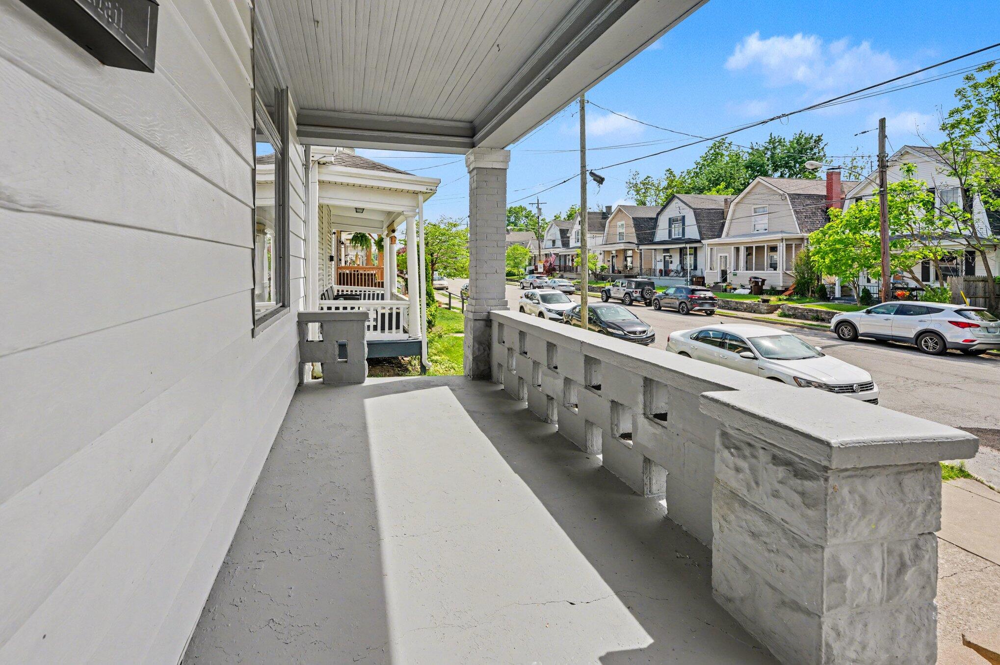 3704 Huntington Avenue Covington, KY 41015 - Photo 3 of 21