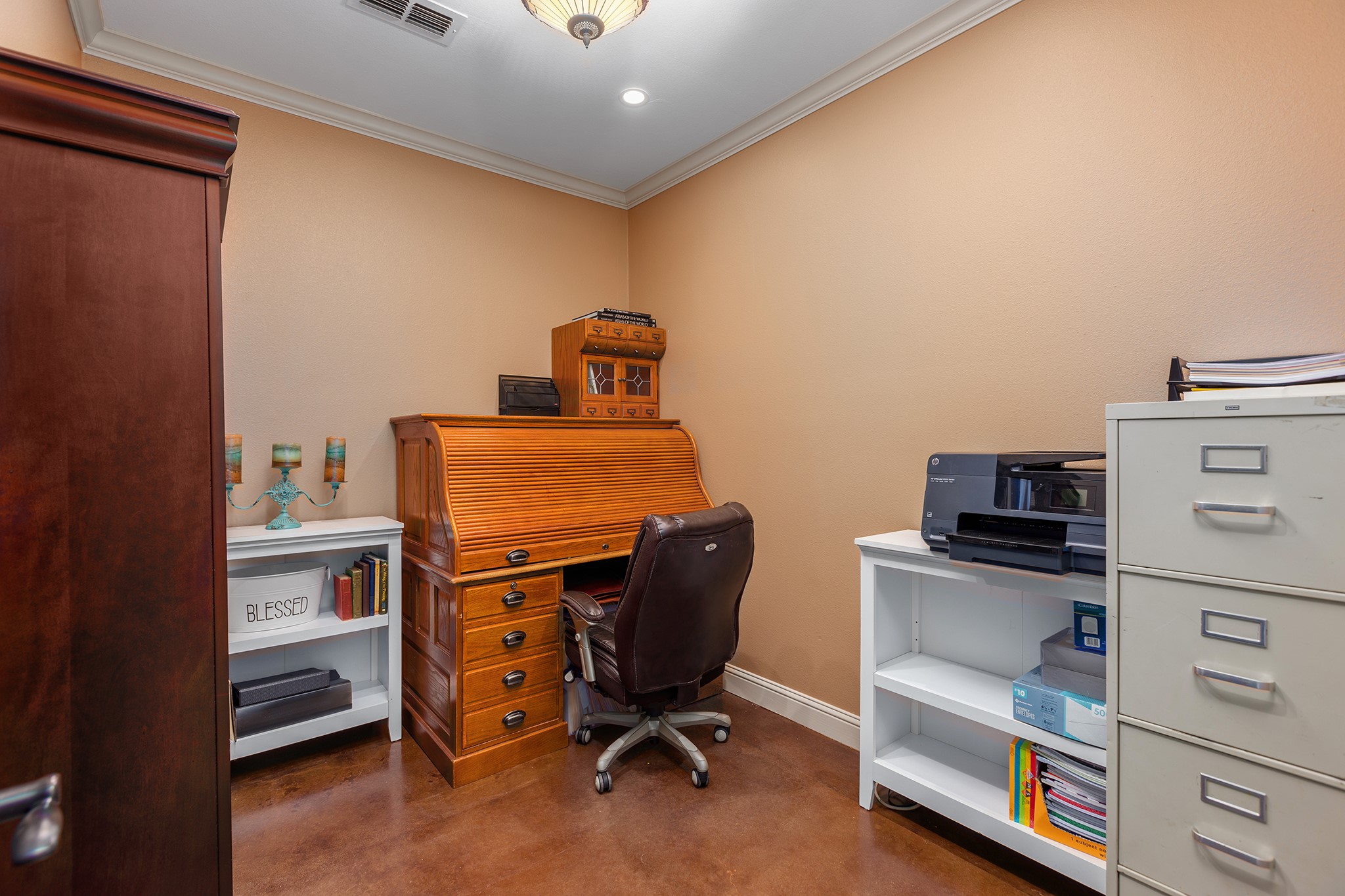 5848 Fm 1751 Bronson, TX 75930 - Photo 39 of 50 a view of a workspace with furniture