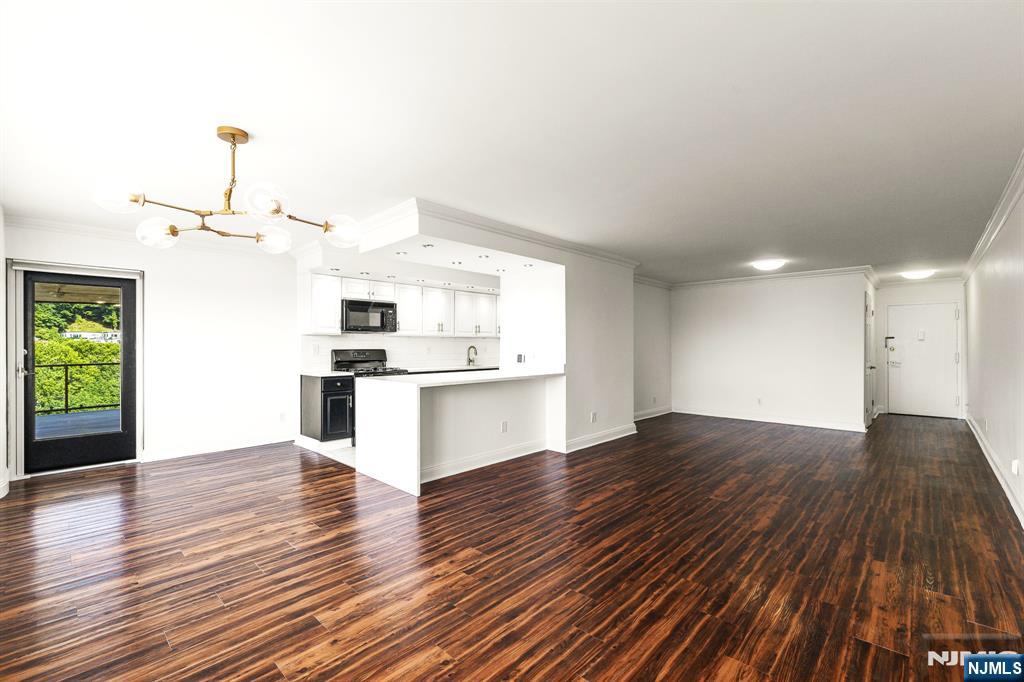1203 River Road, Unit 10L Edgewater, NJ 07020 - Photo 6 of 26