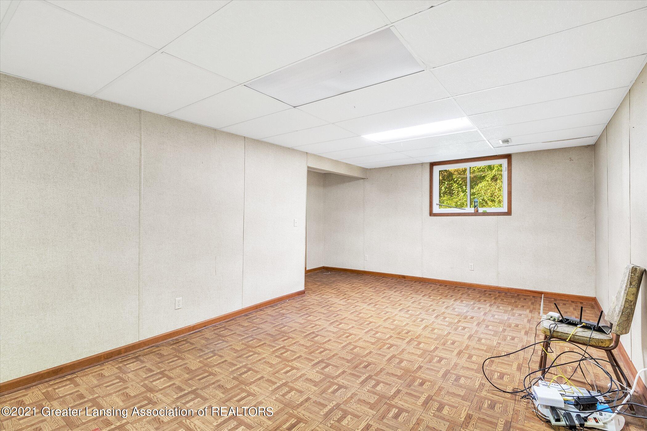 8927 Coleman Road Haslett, MI 48840 - Photo 35 of 43 35-8927-Coleman-Rd-WindowStill-Real-Esta