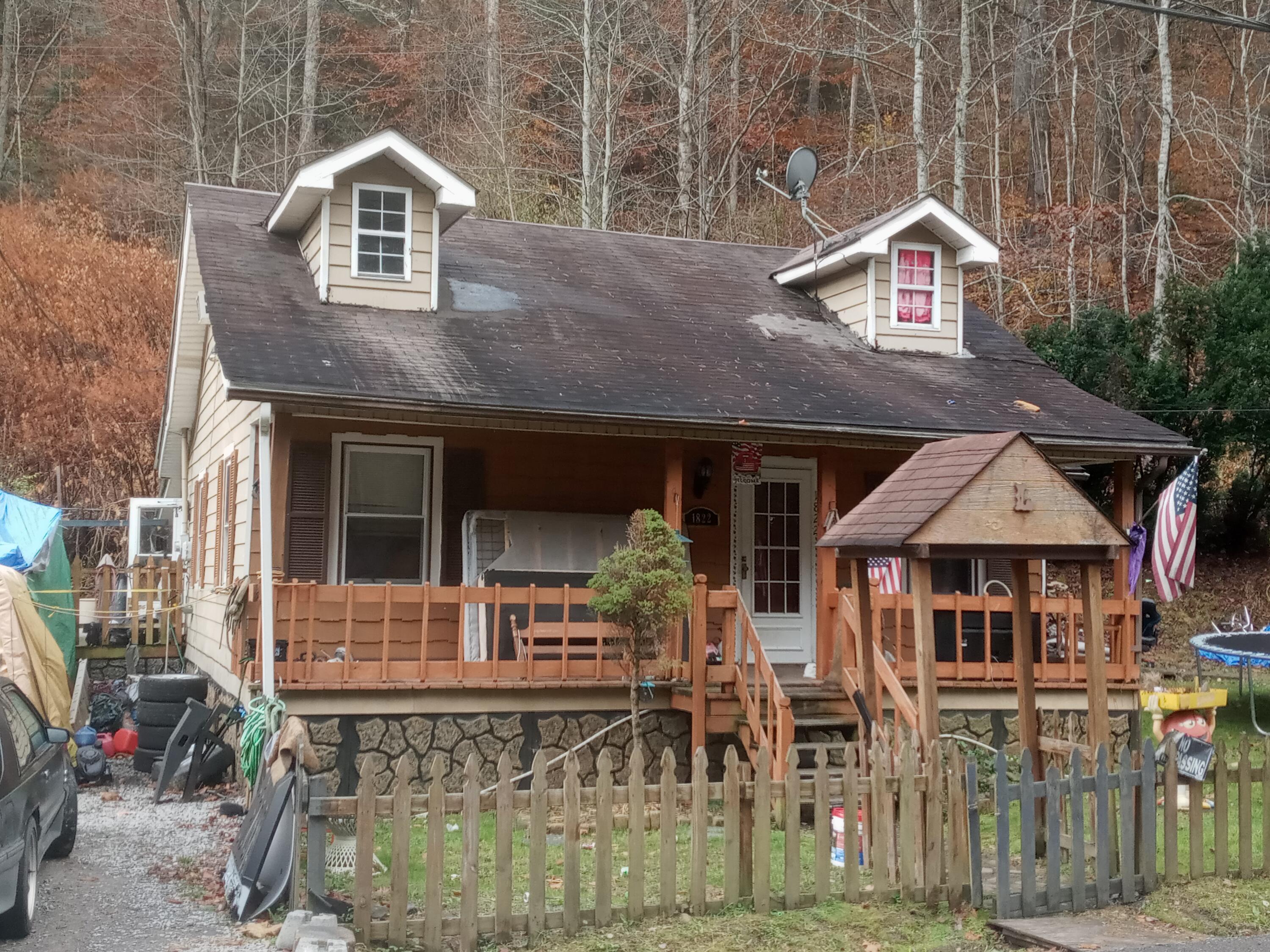 1822 Derby Road Appalachia, VA 24216 - Photo 6 of 8 20221101_104849