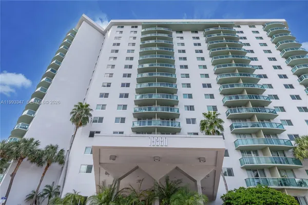 $2,700 | 19380 Collins Avenue, Unit 507, Sunny Isles Beach, FL 33160