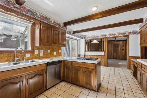 $439,950 | 11733 West 109th Circle, Overland Park, KS 66210