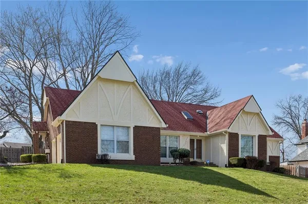$439,950 | 11733 West 109th Circle, Overland Park, KS 66210