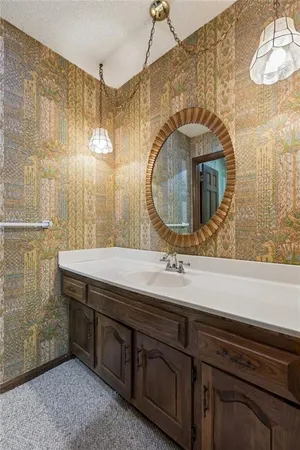 $439,950 | 11733 West 109th Circle, Overland Park, KS 66210