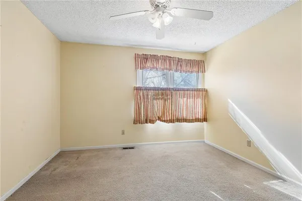 $439,950 | 11733 West 109th Circle, Overland Park, KS 66210