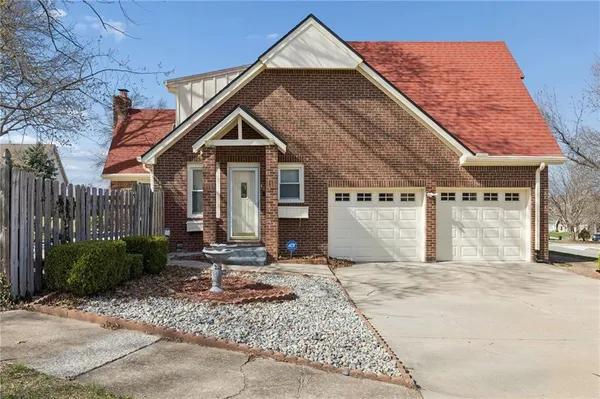 $439,950 | 11733 West 109th Circle, Overland Park, KS 66210
