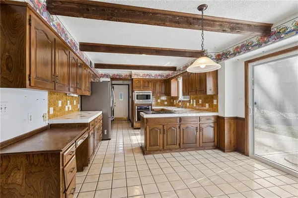 $439,950 | 11733 West 109th Circle, Overland Park, KS 66210