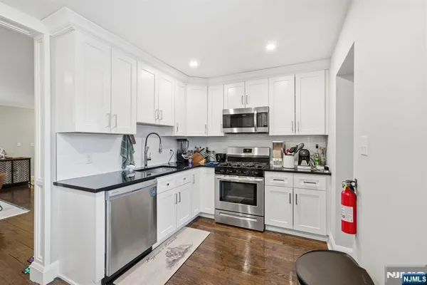 $749,000 | 761 Palmer Avenue, Maywood, NJ 07607