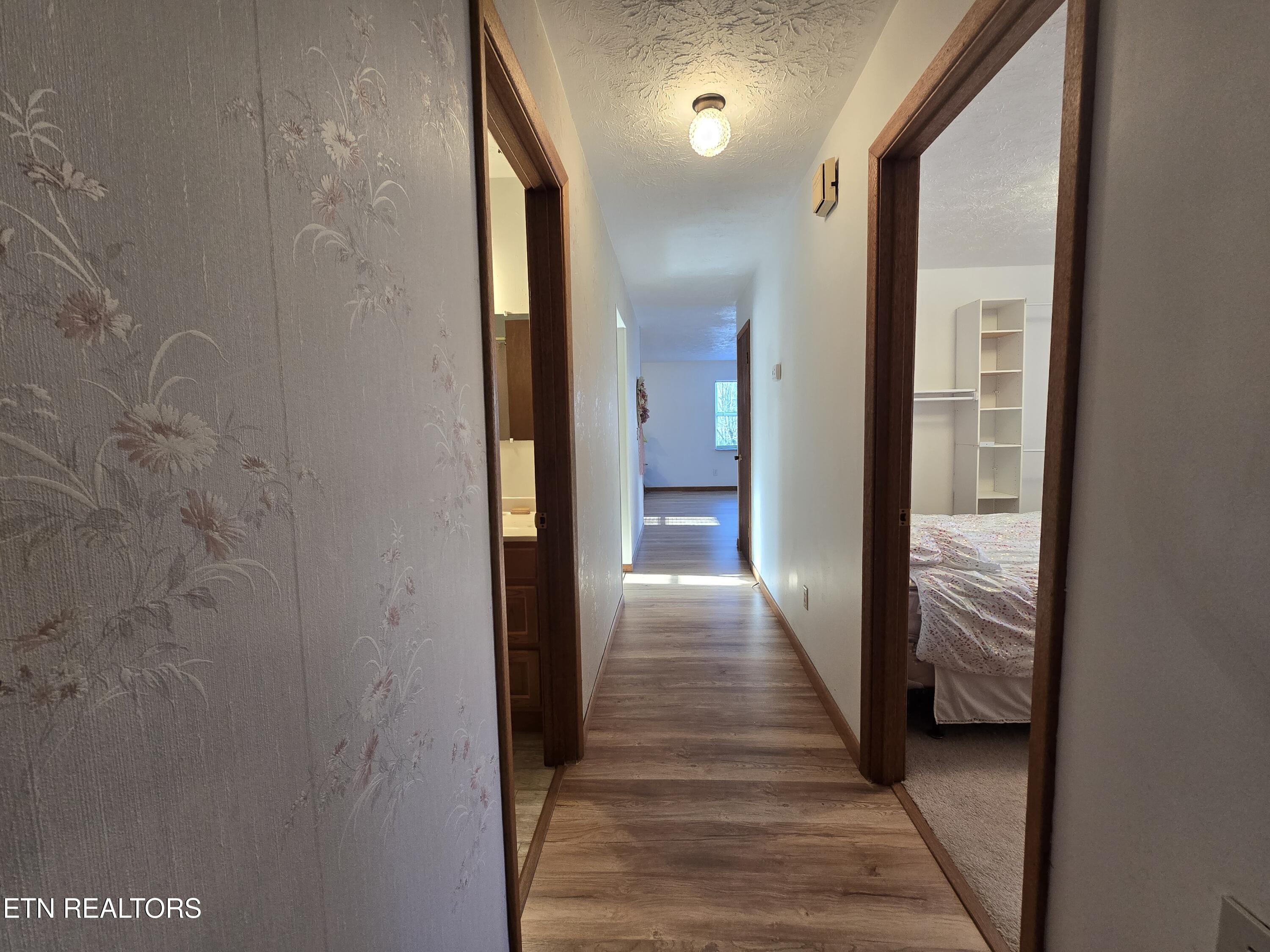 216 Reagan Street Harrogate, TN 37752 - Photo 15 of 27 20251230_145441