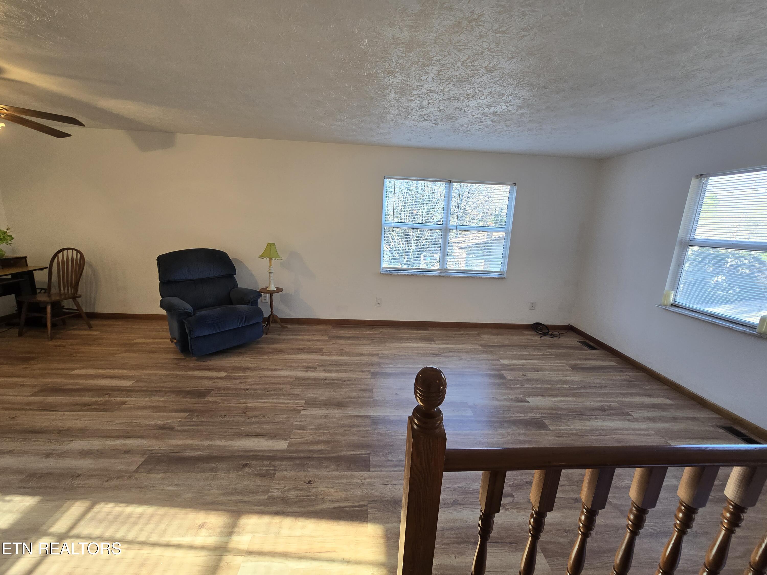 216 Reagan Street Harrogate, TN 37752 - Photo 4 of 27 20251230_150239