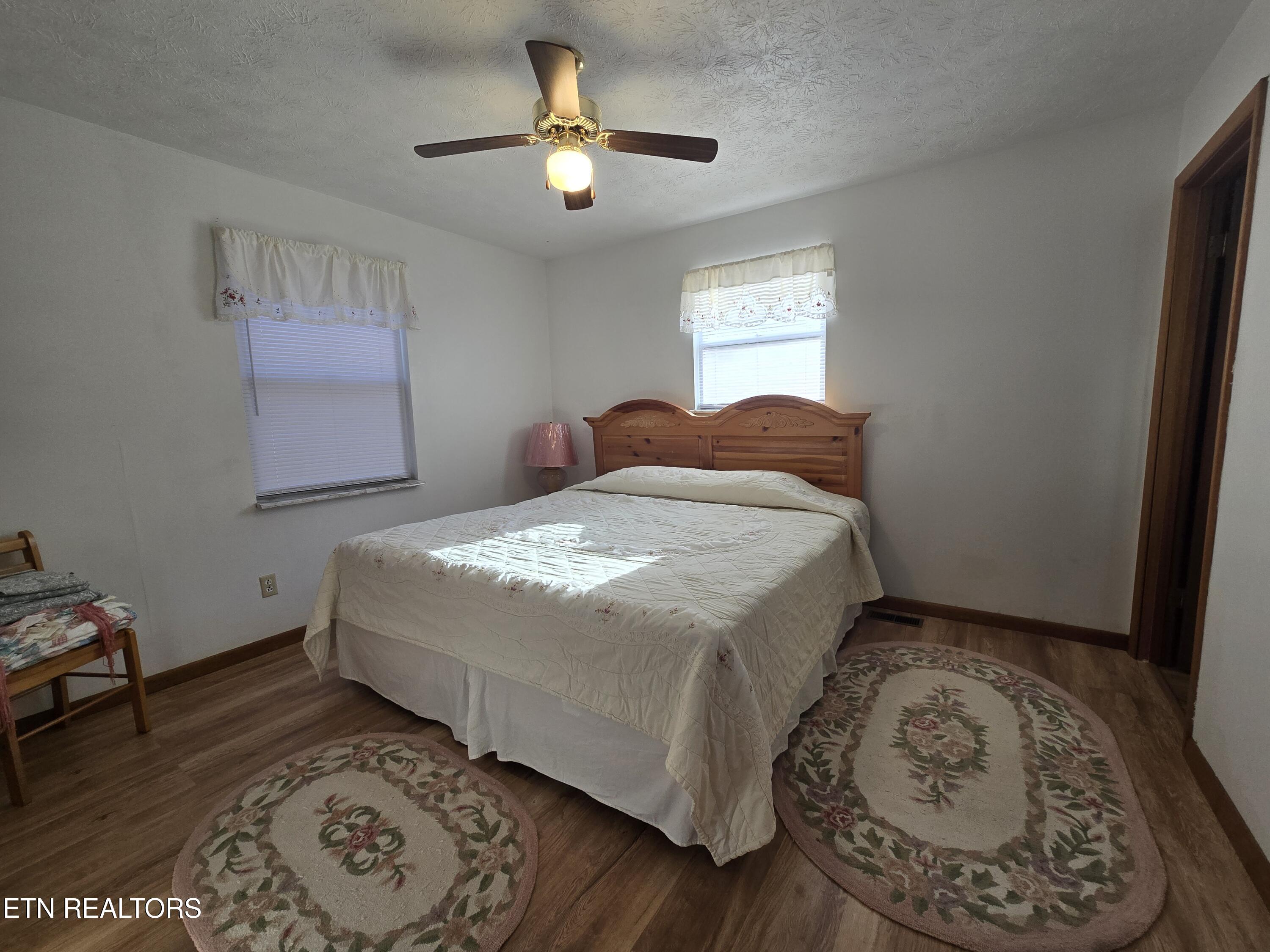 216 Reagan Street Harrogate, TN 37752 - Photo 9 of 27 20251230_145336