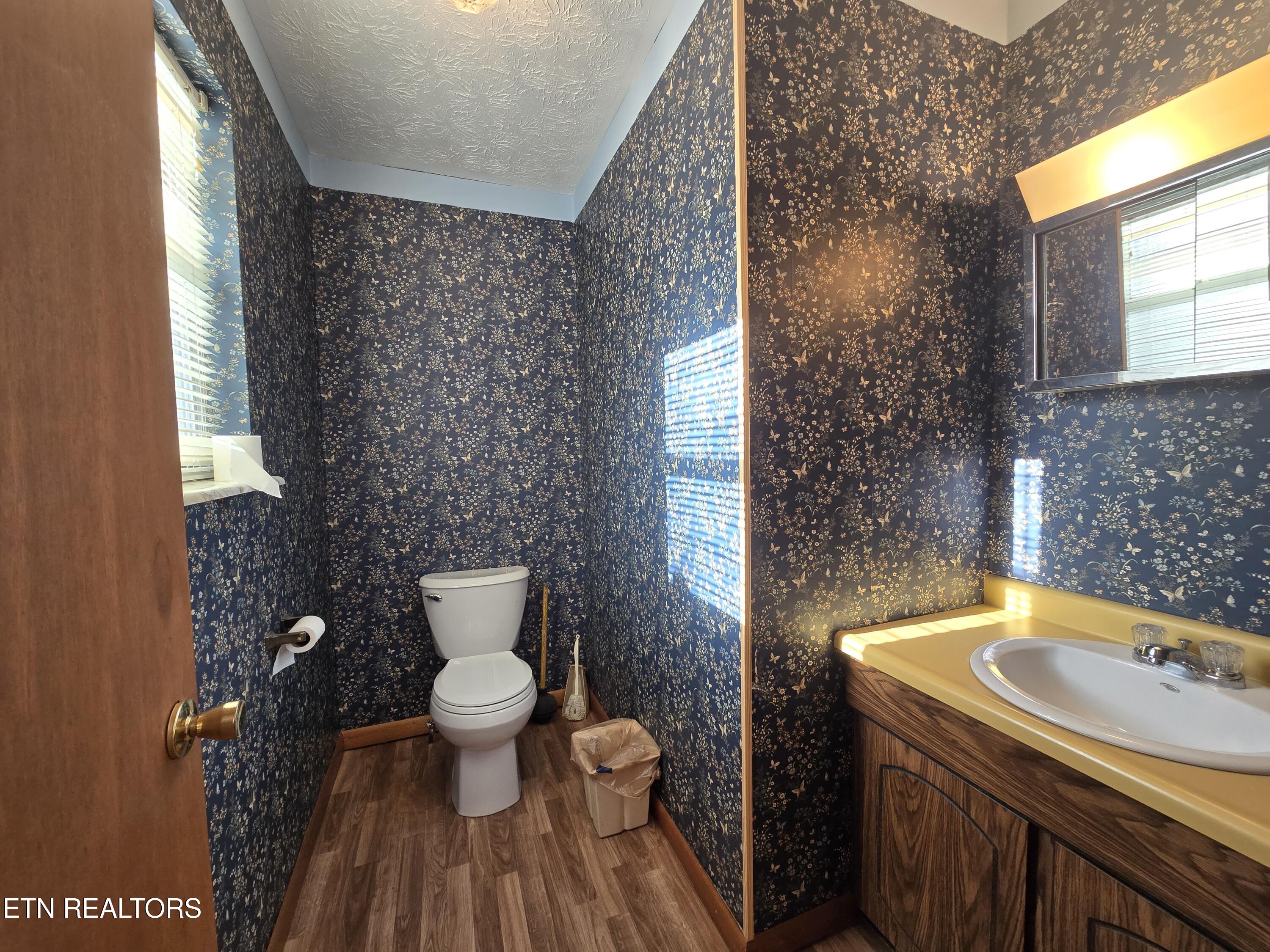 216 Reagan Street Harrogate, TN 37752 - Photo 10 of 27 20251230_145252