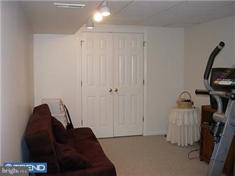 737 Henderson Road Lumberton, NJ 08048 - Photo 8 of 11