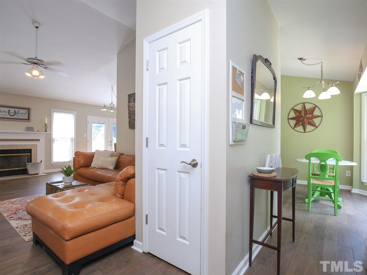 2205 Dobbin Place Raleigh, NC 27604 - Photo 3 of 22