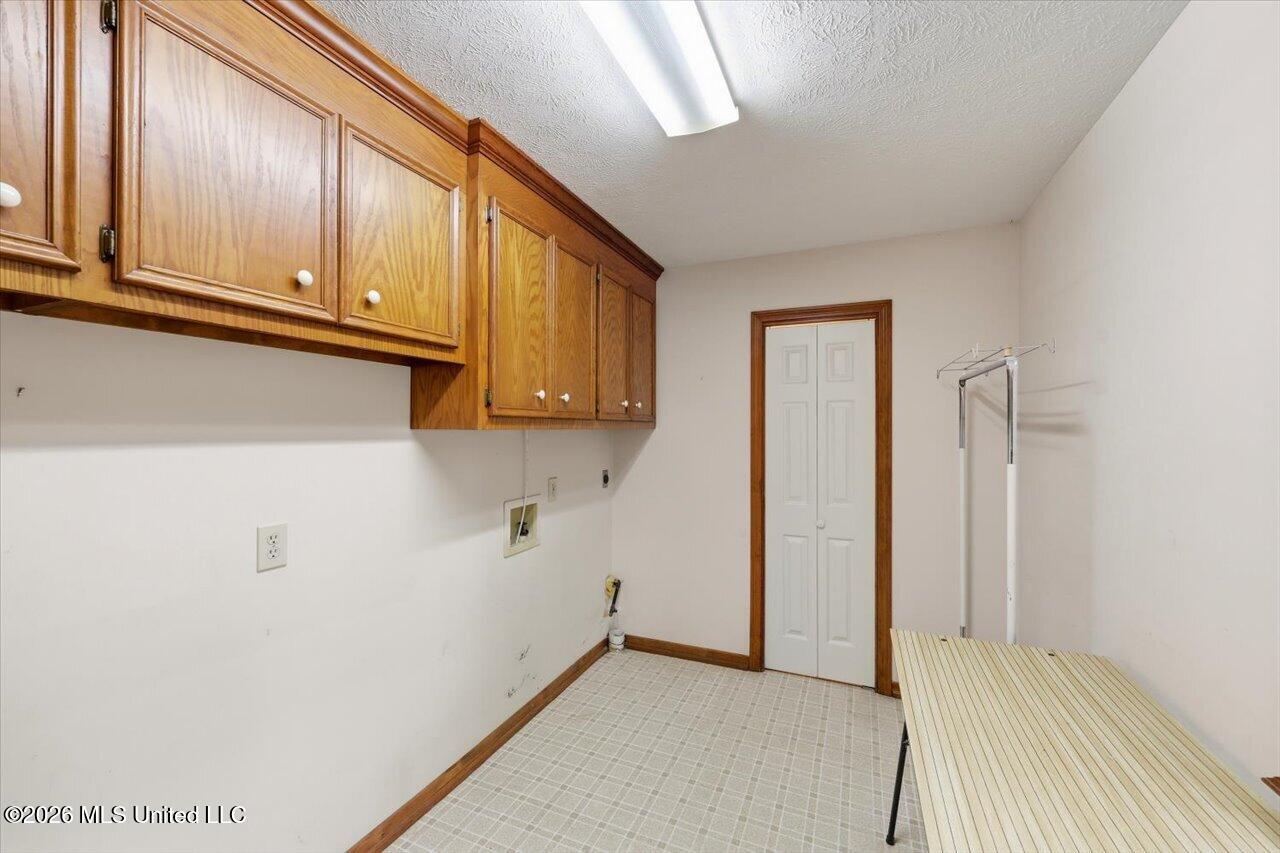 2141 McFarland Road Raymond, MS 39154 - Photo 23 of 69 23-2141 McFarland Rd _ Hometoursms.com