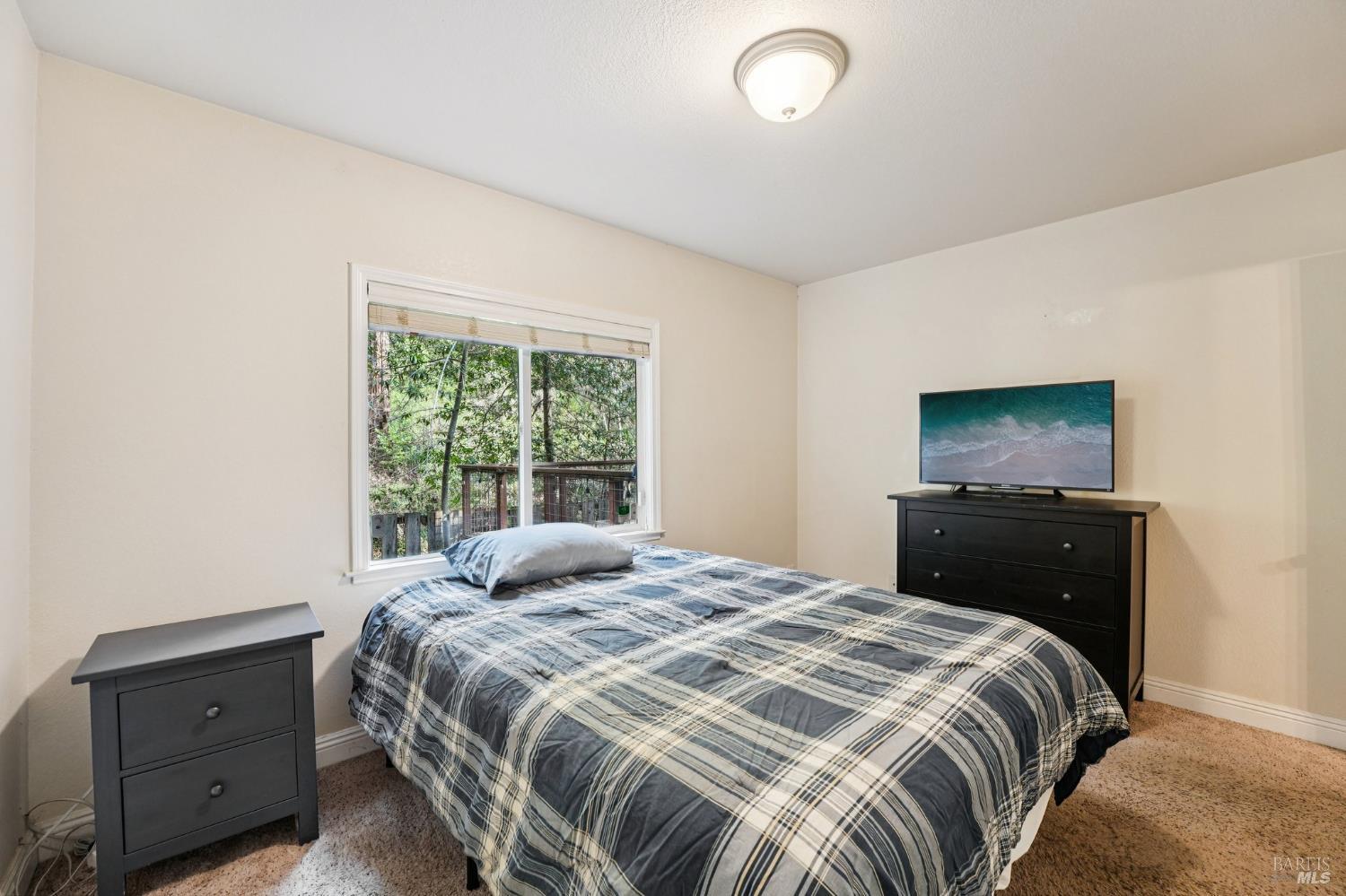 15500 Monte Rosa Avenue Guerneville, CA 95446 - Photo 17 of 31