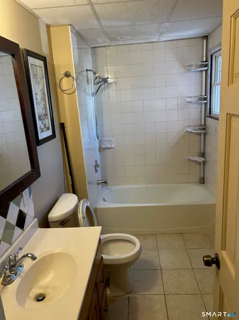 $2,000 | 82-84 Glendale Avenue, Hartford, CT 06106