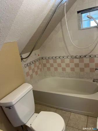 $2,000 | 82-84 Glendale Avenue, Hartford, CT 06106