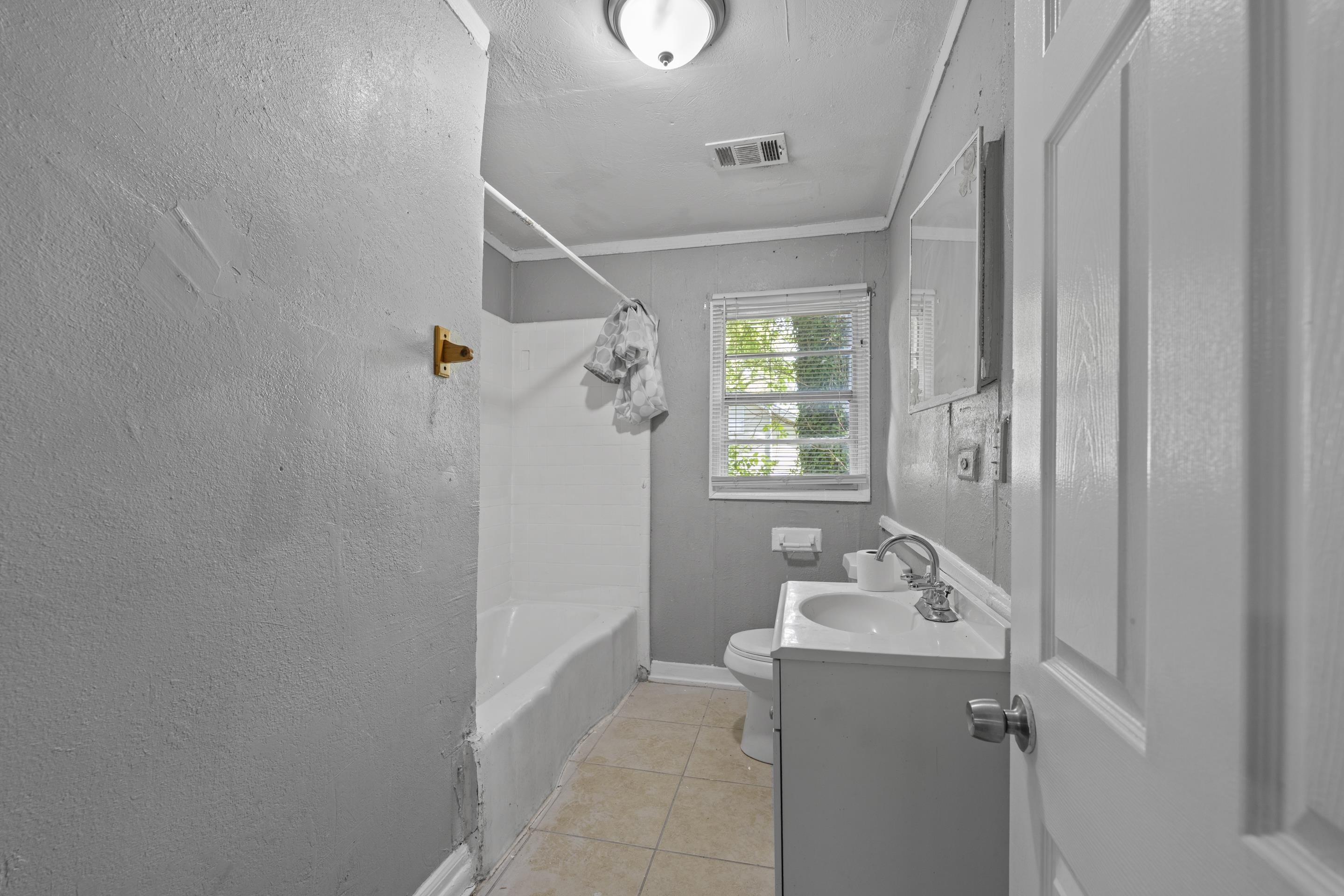 3066 Redbud Road Memphis, TN 38109 - Photo 11 of 29