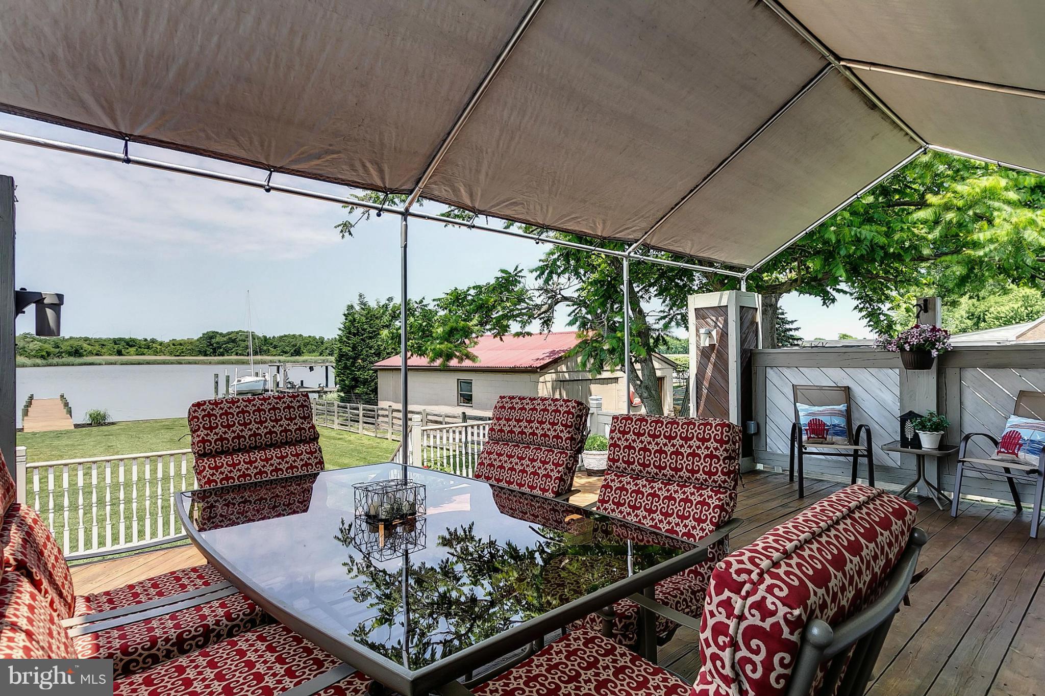 3114 River Drive Road Baltimore, MD 21219 - Photo 22 of 30 2-Tiered Deck