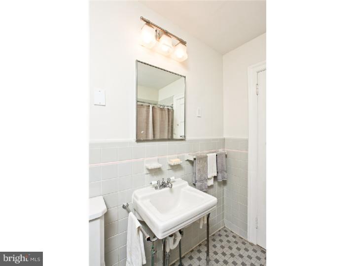 531 Shoemaker Road Elkins Park, PA 19027 - Photo 14 of 19 Gallery Image 14