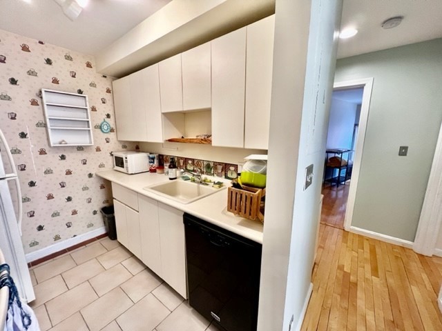 19 Wiget Street, Unit 202 Boston, MA 02113 - Photo 7 of 21