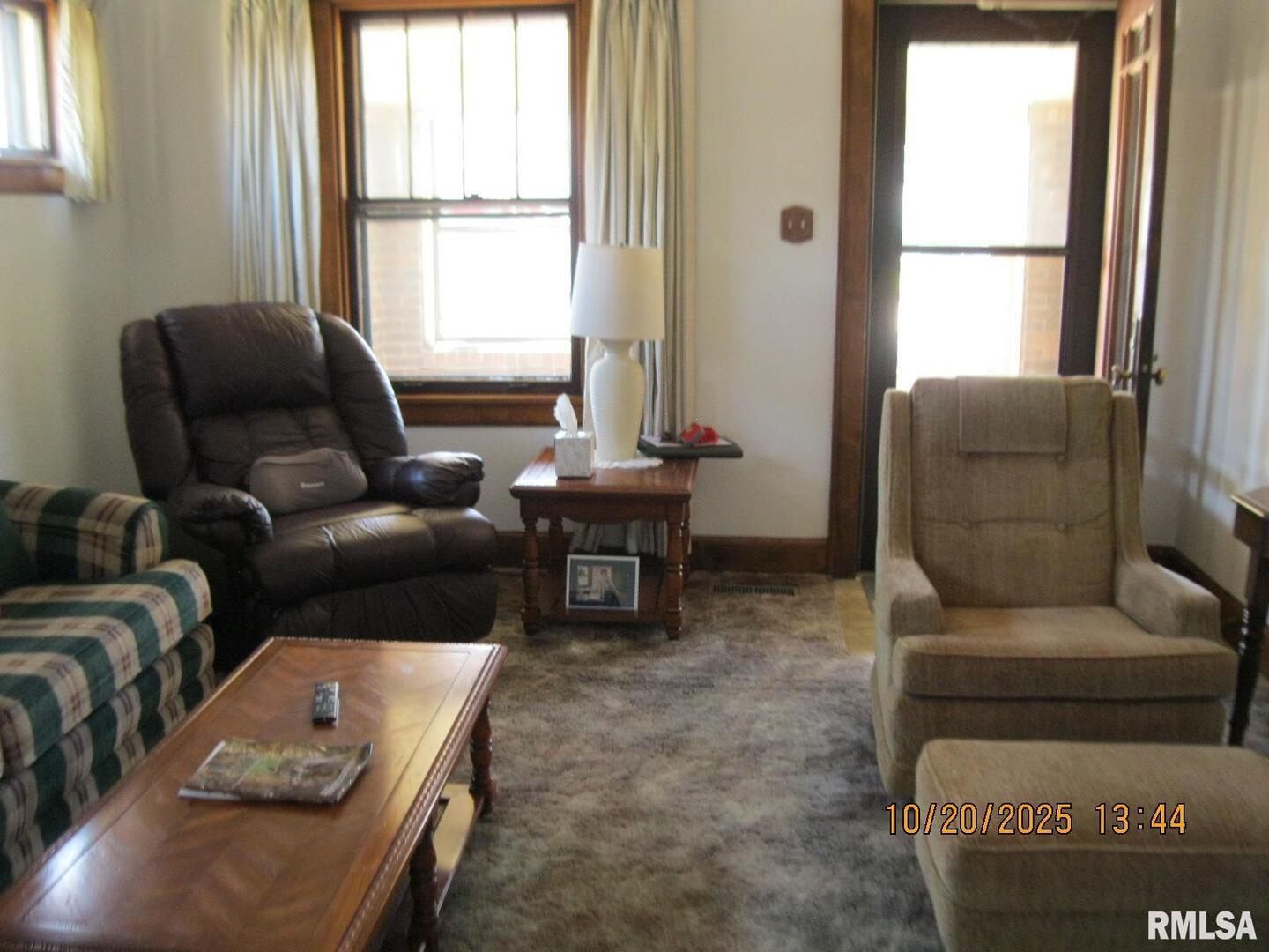 414 North 3rd Street Clinton, IA 52732 - Photo 6 of 13