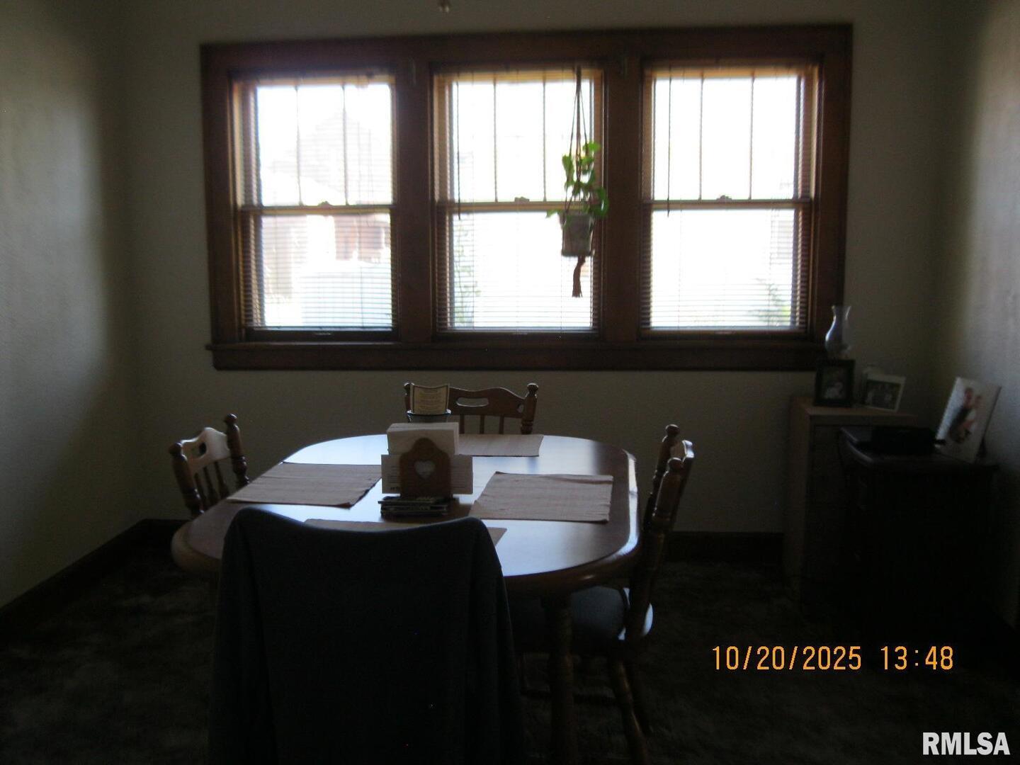 414 North 3rd Street Clinton, IA 52732 - Photo 7 of 13