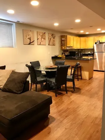 $3,000 | 3216 North Racine Avenue, Unit G, Chicago, IL 60657