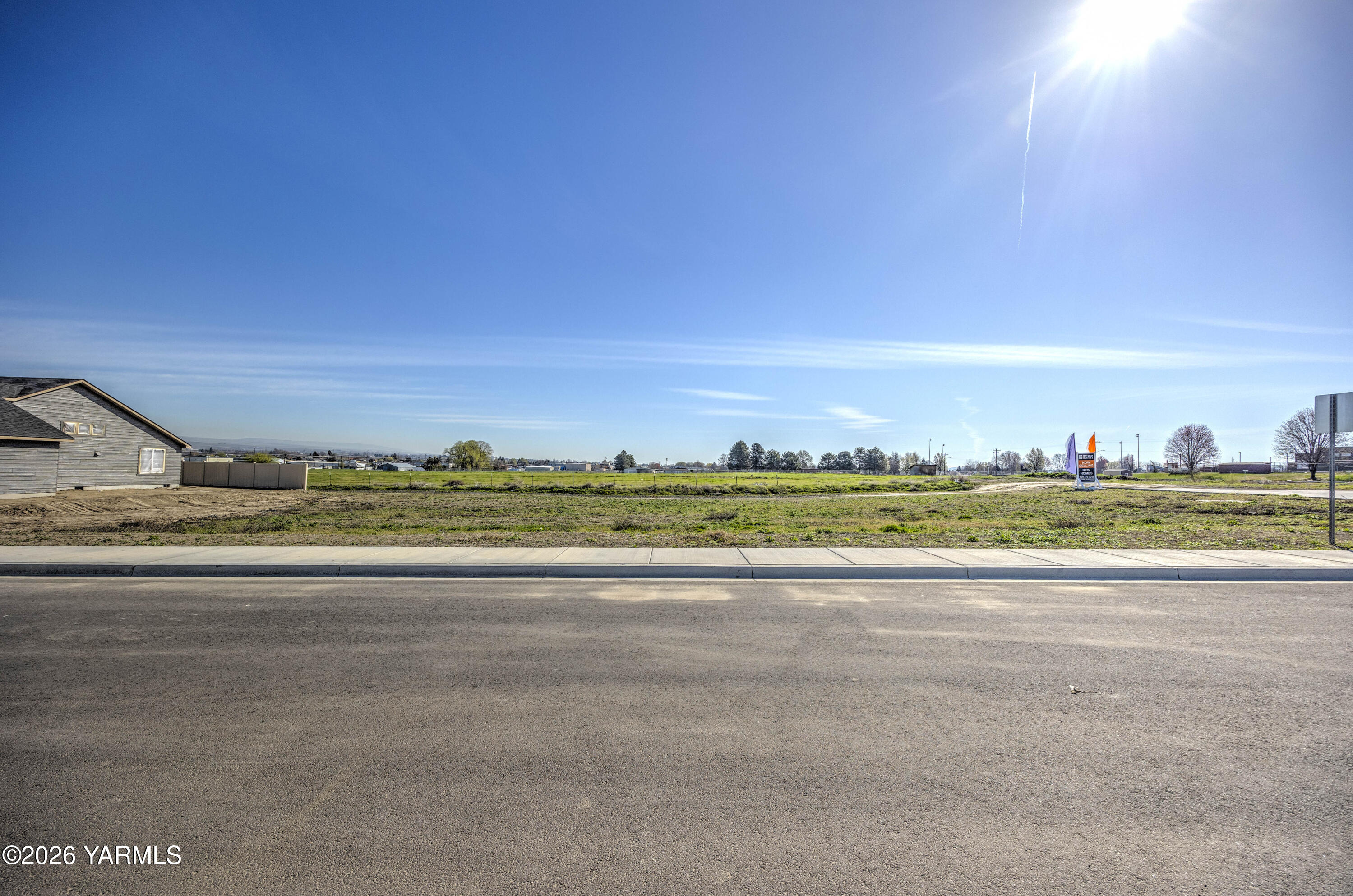 Tbd Tbd Blanton's Loop Grandview, WA 98930 - Photo 9 of 9 a view of a ocean view