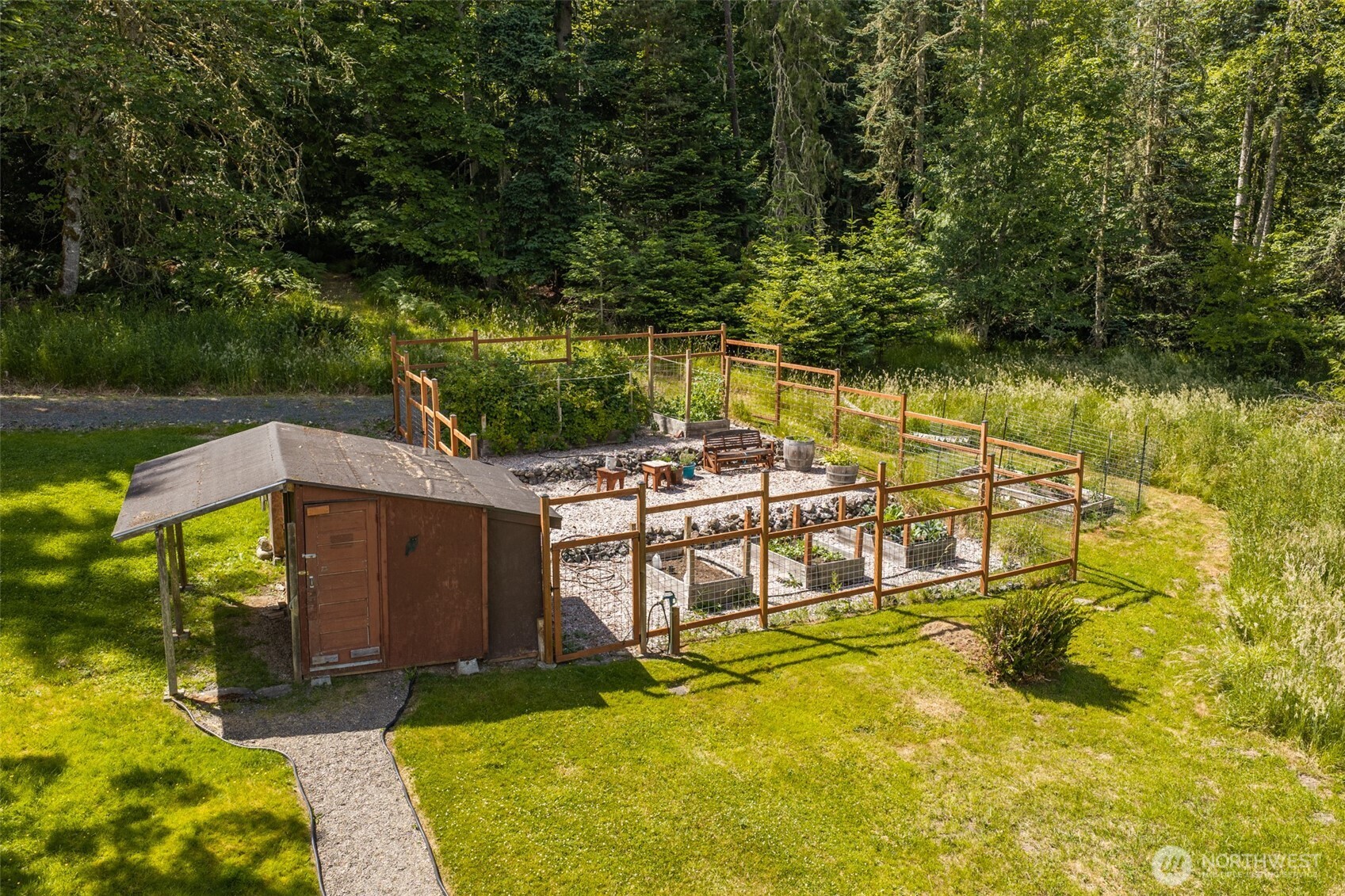477 Glass Road Port Angeles, WA 98362 - Photo 3 of 40