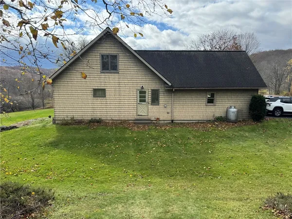 $370,000 | 1490 County Highway, East Meredith, NY 13757