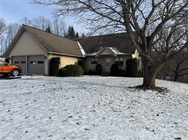 $370,000 | 1490 County Highway, East Meredith, NY 13757