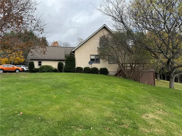 $370,000 | 1490 County Highway, East Meredith, NY 13757