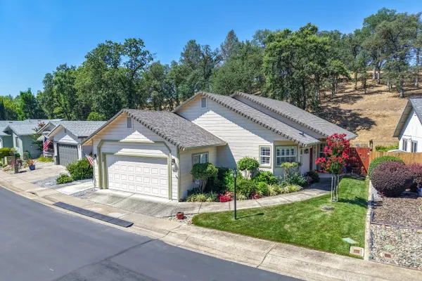 $425,000 | 302 Mammoth Path, Redding, CA 96003