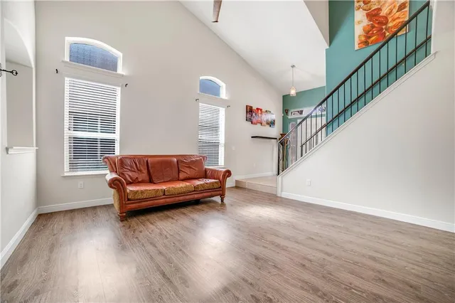 $2,100 | 308 Potters Peak Way, Georgetown, TX 78626