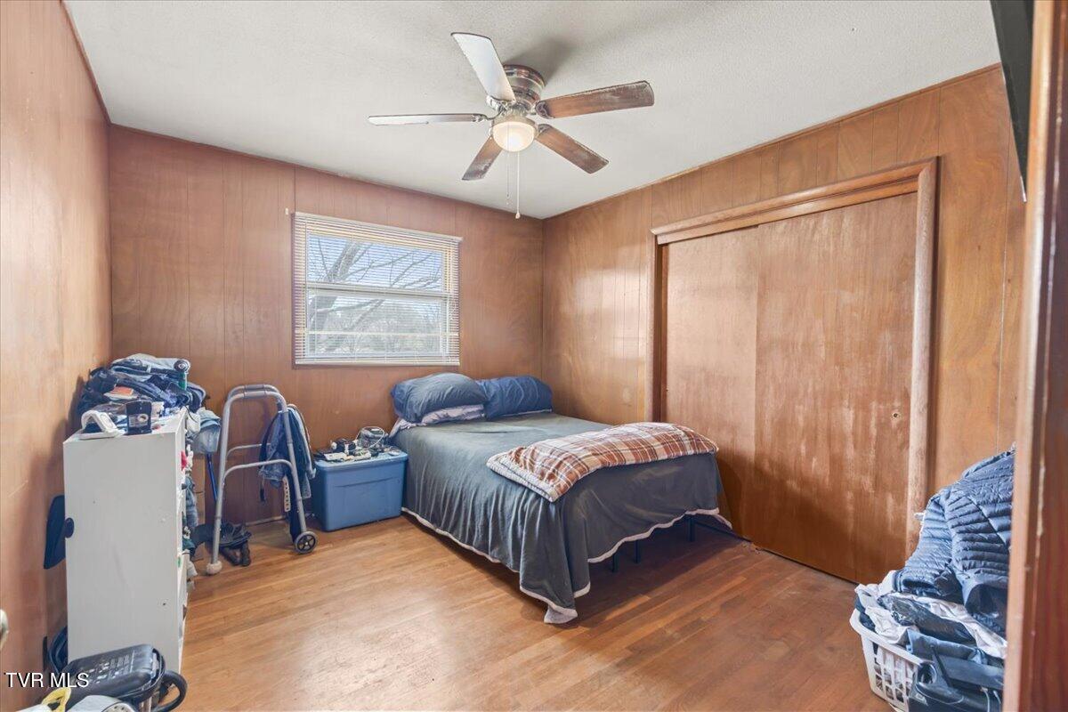 208 Lynfield Road Bristol, TN 37620 - Photo 15 of 30 15-128A7641