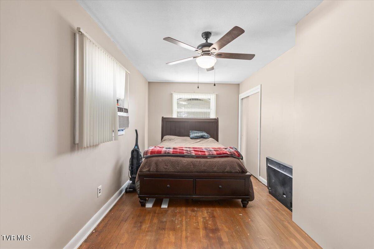 208 Lynfield Road Bristol, TN 37620 - Photo 16 of 30 16-128A7643