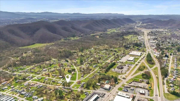 $219,900 | 208 Lynfield Road, Bristol, TN 37620