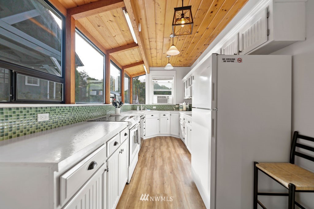 802 Cedar Avenue South Renton, WA 98057 - Photo 17 of 40 Gallery Image 17