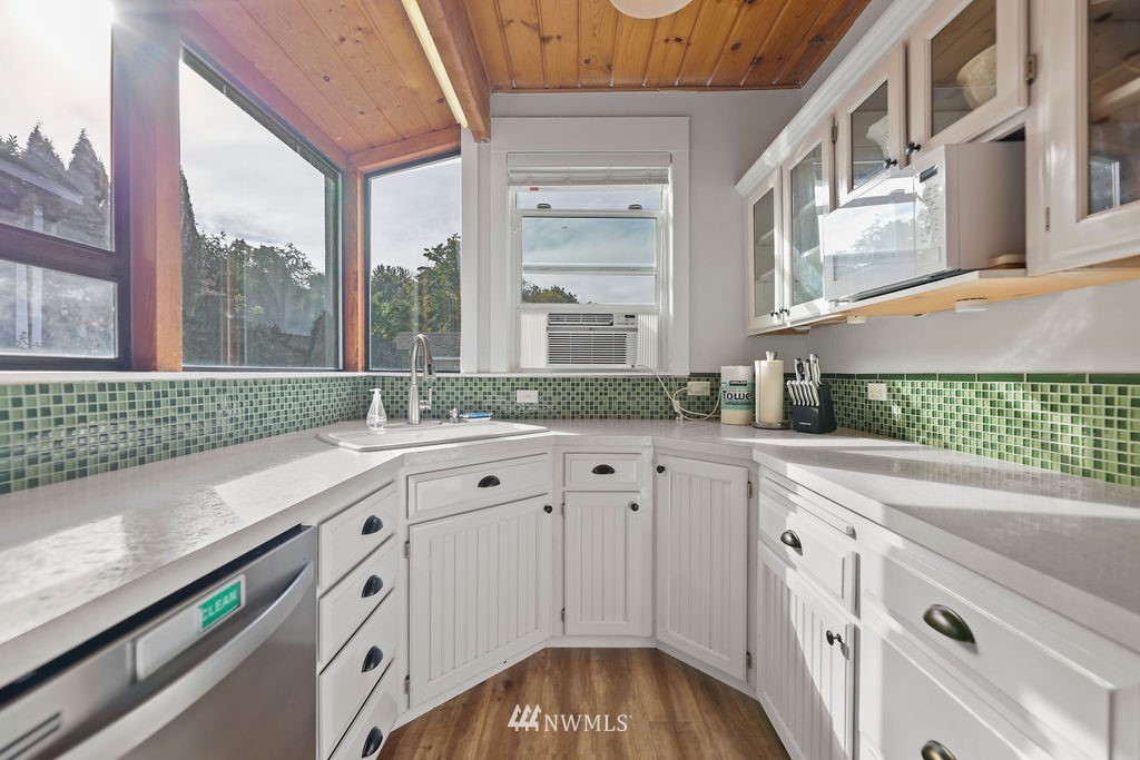 802 Cedar Avenue South Renton, WA 98057 - Photo 18 of 40 Gallery Image 18