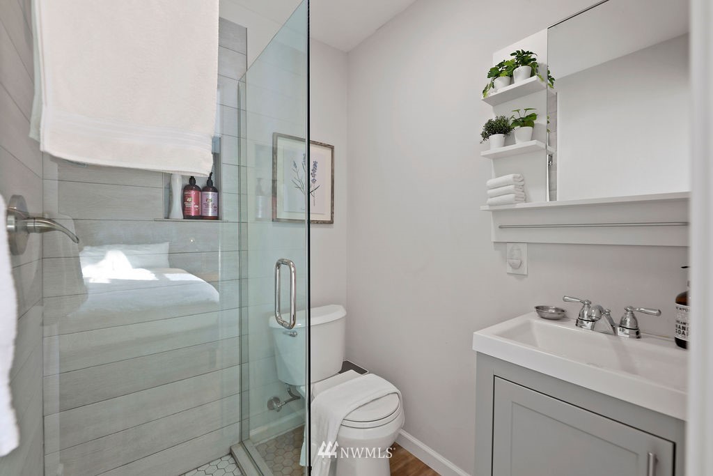 802 Cedar Avenue South Renton, WA 98057 - Photo 25 of 40 Gallery Image 25