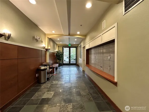 $3,200 | 16275 Northeast 85th Street, Unit 313, Redmond, WA 98052